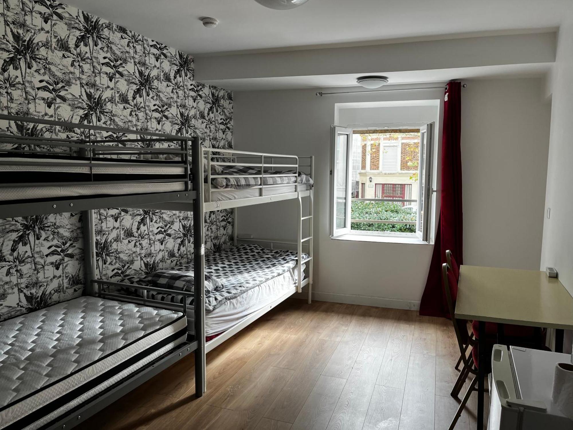 Chez Mia Paris Hostel Екстериор снимка