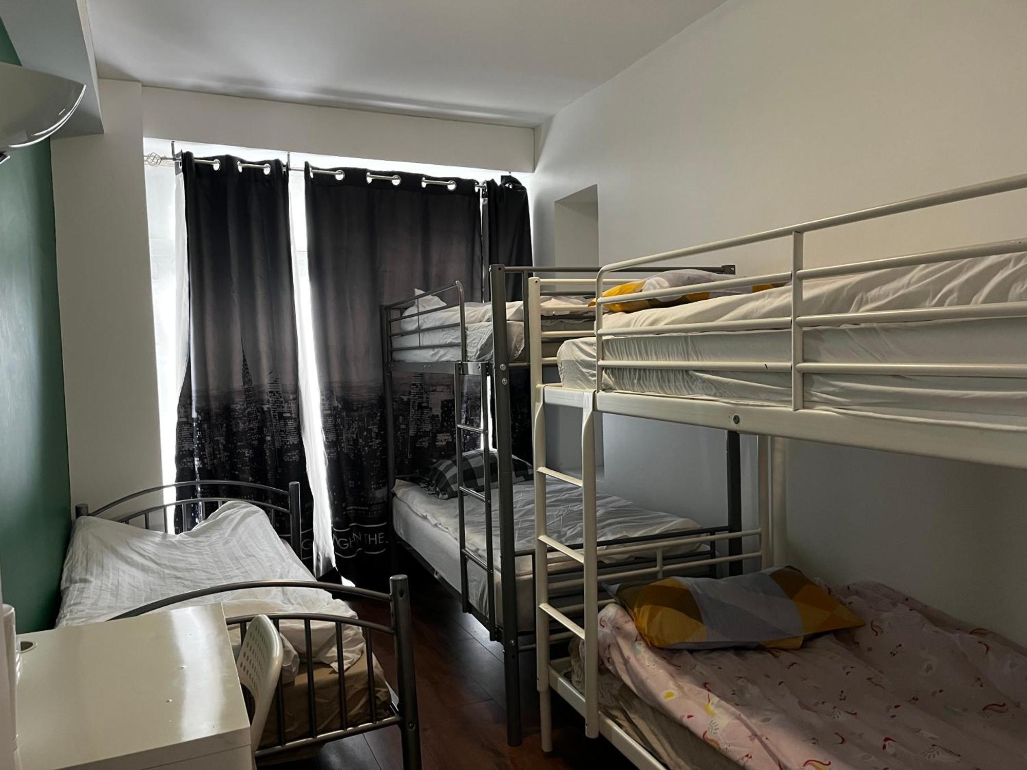 Chez Mia Paris Hostel Екстериор снимка